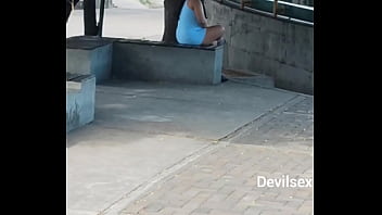 Mi nueva vecina es bien puta