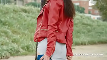 Anastasia brokelyn squirting debut