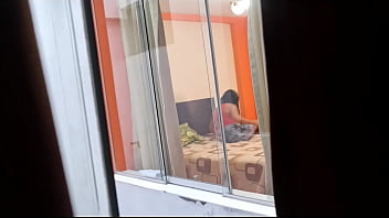 Mexicana ninfomana siempre trae a su jefe cuando no esta su marido