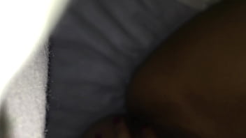 Dandome con el dedito porque no vienes