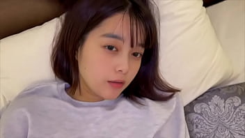 【女子大生のオナニールーティン】大学終わって臭い体臭のままおまんこをゆっくり撫でながらオナニー。