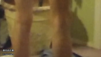 Slender latina with gorgeous legs