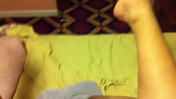 Sexy pies de mi nalgona y me dice que ledeverga