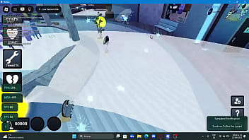 Dandy's world fangame getting absolute clapped by a giant tix on roblox