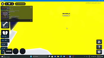 Dandy's world fangame getting absolute clapped by a giant tix on roblox