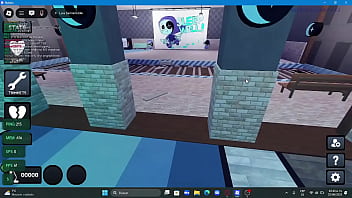 Dandy's world fangame getting absolute clapped by a giant tix on roblox