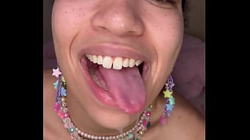 Daddy’s new favorite brat manaia loves older cock