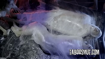 Married couple taken by aliens and seduced into foursome