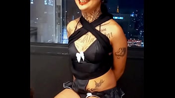 Encontrei essa coelhinha perdida na rua sem dono olha só o que eu fiz com essa gostosa completo no red