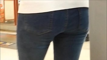 Teen ass in tight jeans hidden cam