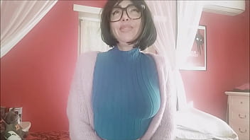 Chantal squirt with her new sex toy