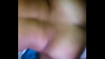 Socando forte no rabo melou