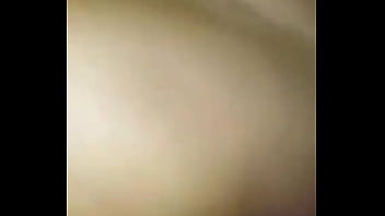 Socando forte no rabo melou