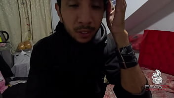 Peruano folla a su novia pelirroja gordita mientras su amigo lo graba a escondidas