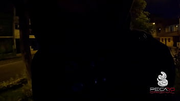 Peruano folla a su novia pelirroja gordita mientras su amigo lo graba a escondidas