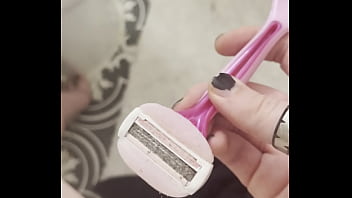 Porn slut keeping her pussy bald