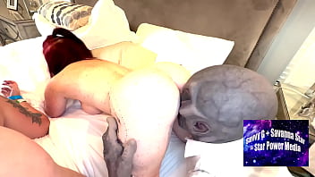 Cosmic alien hunts peach and savanna