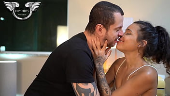 Dread hot foi convidada para ir na mansao himeros e todo mundo beijou ela