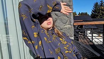 Ele me disse que queria me dar uma gozada dupla e encheu minha buceta com gozada dupla