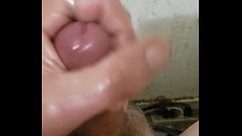 Hardup83 shorty to blowing my load