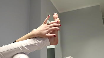 Foot play when i bored i love massage my feet