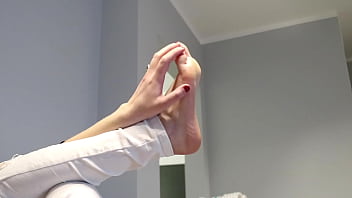 Foot play when i bored i love massage my feet