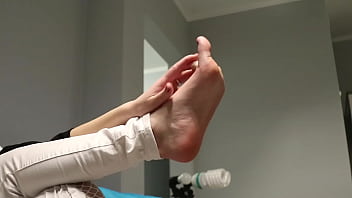 Foot play when i bored i love massage my feet