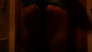 Shaking my fat ass in slow motion