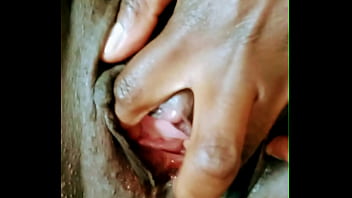 Spreading for cock and squirting