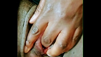 Spreading for cock and squirting