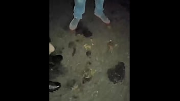 Valentina Wild Si Fa Scopare E Ci Fa Vedere Le Sue Avventure Nei Parcheggi Notturni 42 Orgia Gang Bang In Autogrill thumbnail