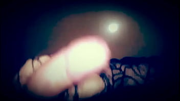 Me corro encima pensando en tu cara