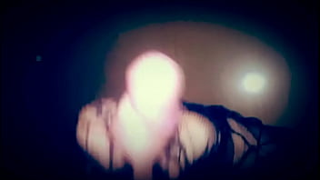 Me corro encima pensando en tu cara