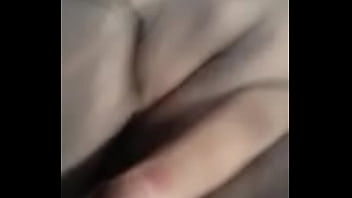 Metiendoce los dedos