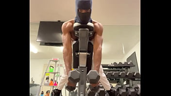 Work out strong biceps and back to lift the ladies during sex