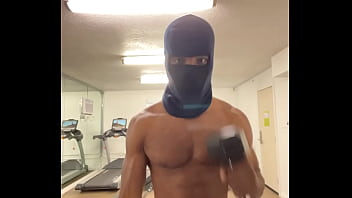 Work out strong biceps and back to lift the ladies during sex