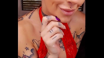 Hello mes amours aujourd'hui on est jeudi et c'est les jeudi hot avec eva