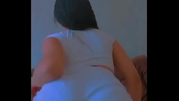 Giovanna ndk balançando a raba