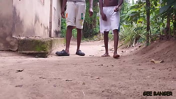 Village ameatur in the kitchen with two long dick