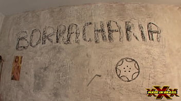 Meteu a borracha na mulher do patrão