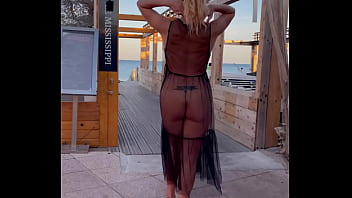 Tu me rejoins bb n'oublies pas que je suis la milf la plus chaude et la plus