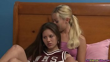 Pretty babe shyla jenning having juicy pussy