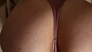 Hermastra culona lo monta muy rico