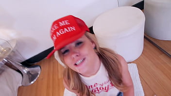 Nicole Clitman Cute Coed Huge Cock No Hands Blowjob And Cum Swallow thumbnail