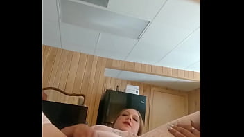 Tnsexgod masturbating on the bed