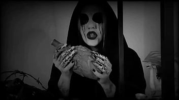 Dredda's sexy horror museun part 3 horny and squirting ancient demonic girl Dredda's sexy horror museun part 3 horny and squirting ancient demonic girl