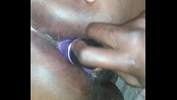 Making her ass cream