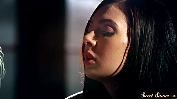 Glamcore Stepdaughter Banged In Cuckold thumbnail