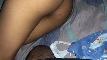 Pendeja arrecha con vibrador quiere piga por la vagina
