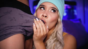 Cock thirsty college girl enjoys sucking cocks live for you